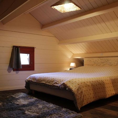 Chalet Cosy En Lisiere De Foret Paule Kültér fotó